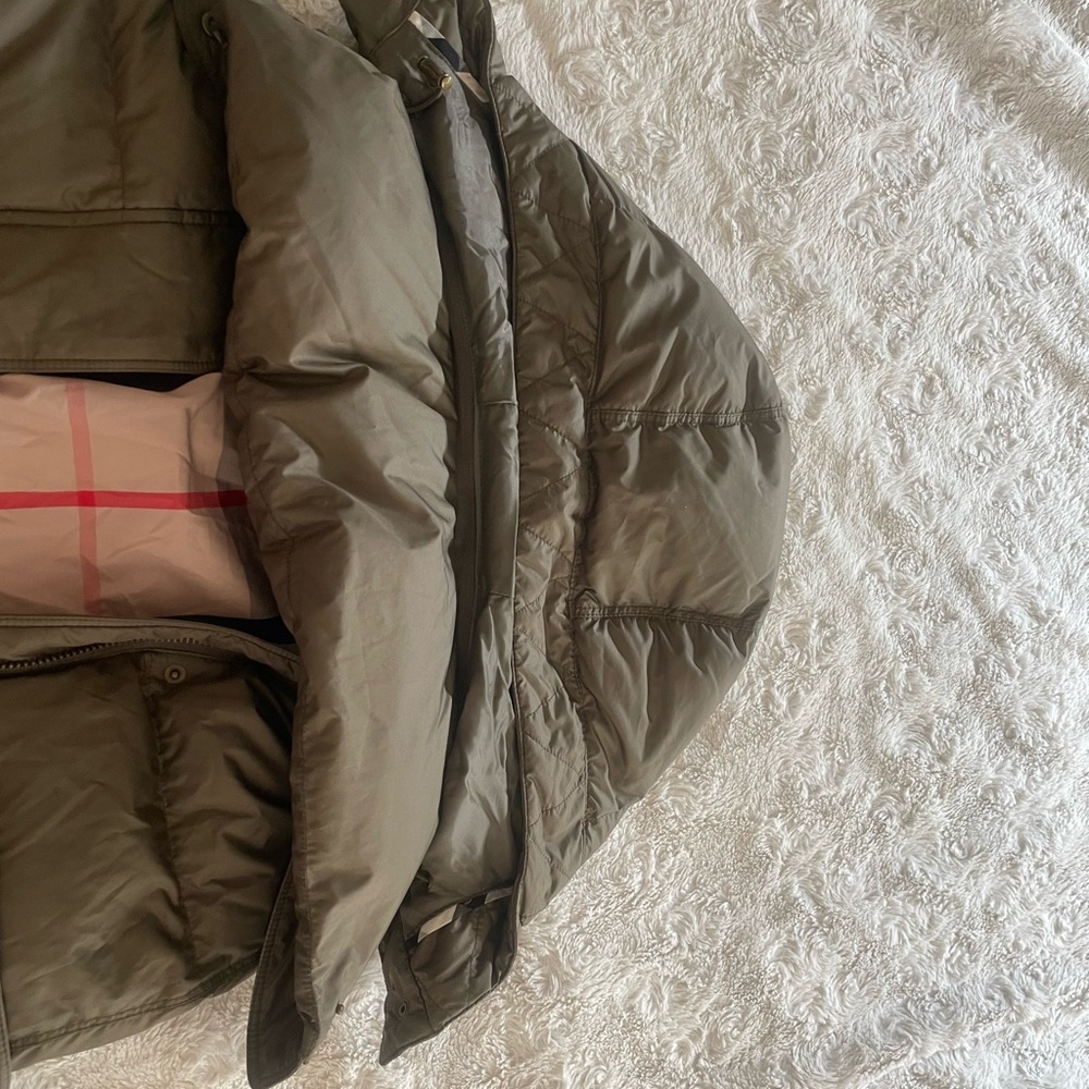 Burberry Olive Puffer Jacket Offers Accepted! - Picture 2 of 6